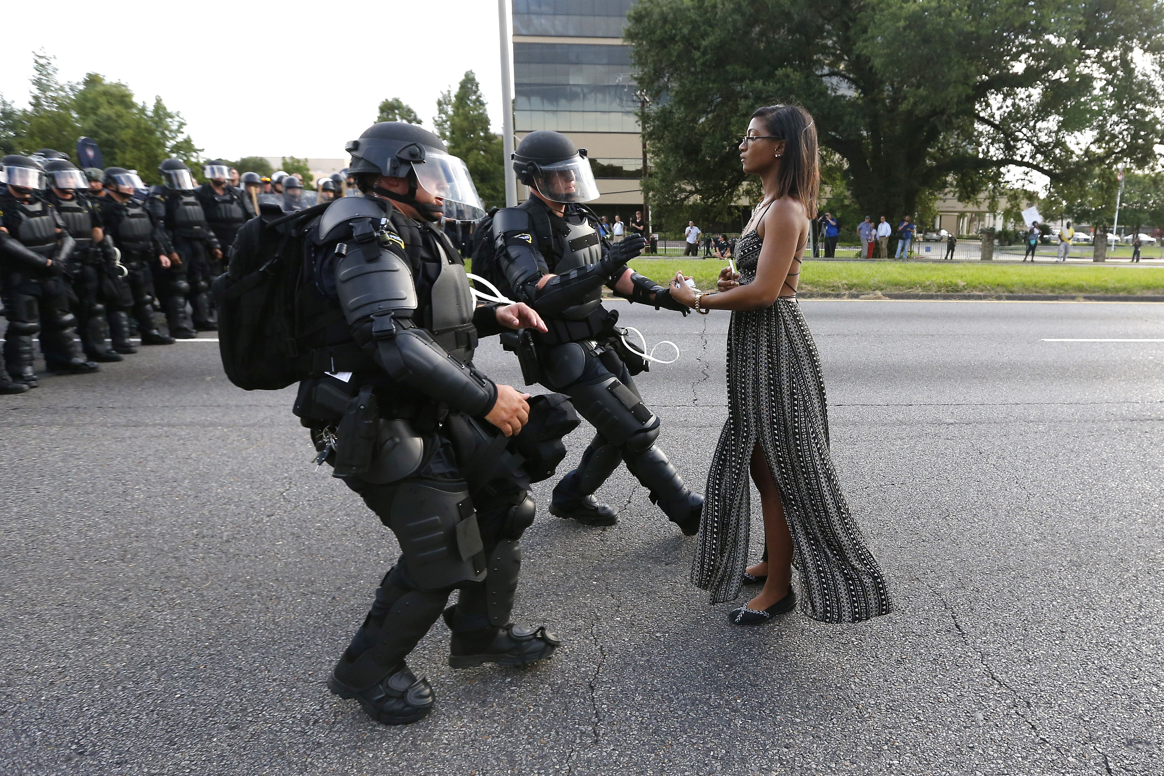 États-Unis : Violences policières, Racisme et Politiques de Polarisation